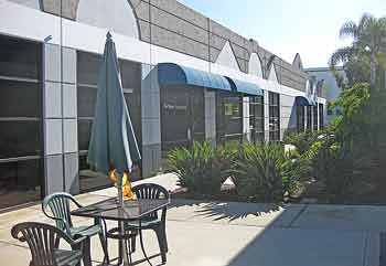 Teacher’s Choice, the company that sold rights to ITV programs from Scholastic and other producers, was based in this San Diego office park in the mid-2000s. (Current photo.)